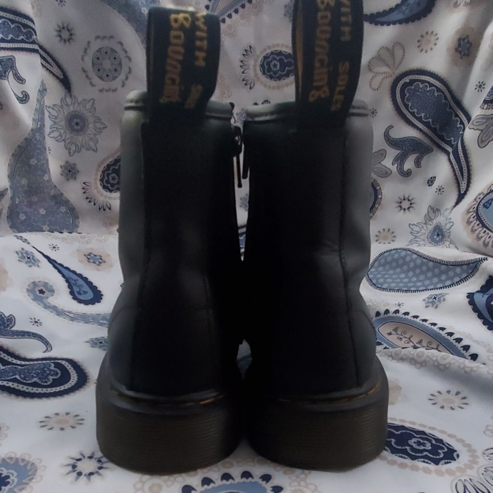 DR MARTENS - Picture 4 of 8